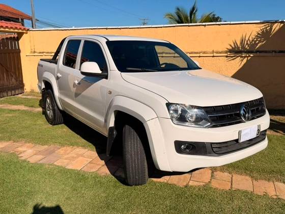 VOLKSWAGEN AMAROK 2.0 TRENDLINE 4X4 CD 16V TURBO INTERCOOLER DIESEL 4P AUTOMÁTICO VOLKSWAGEN AMAROK 2.0 TRENDLINE 4X4 CD 16V TURBO INTERCOOLER DIESEL 4P AUTOMÁTICO